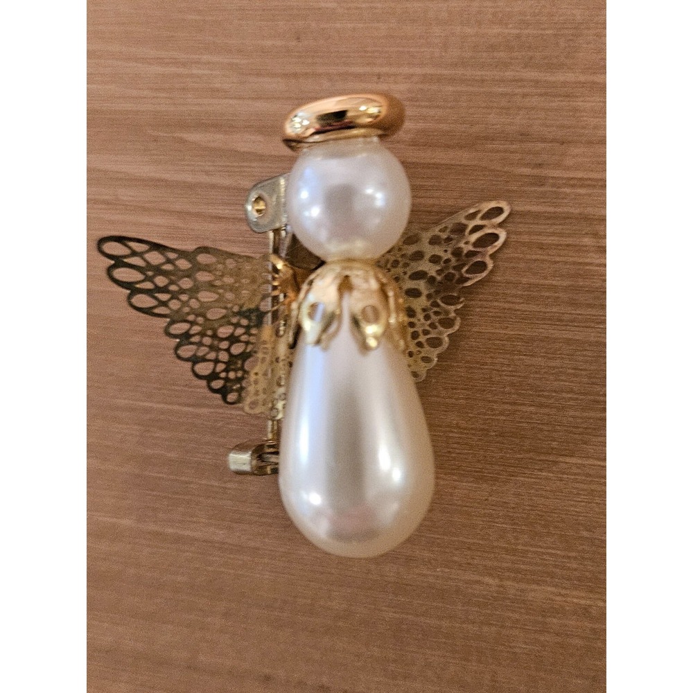 Vintage Small Angel Gold Tone And Faux Pearl Body - Wings and Halo